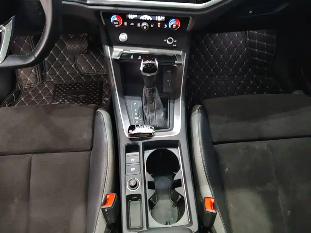 Audi Q3 — миниатюра 14