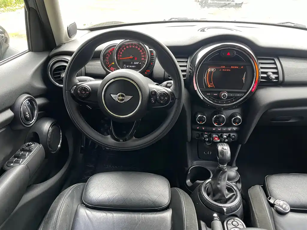 MINI Mini — миниатюра 10
