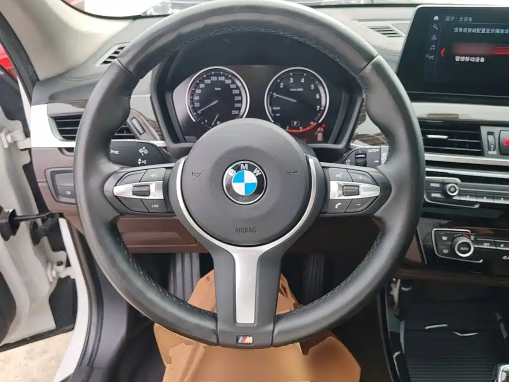 BMW X1 — миниатюра 11