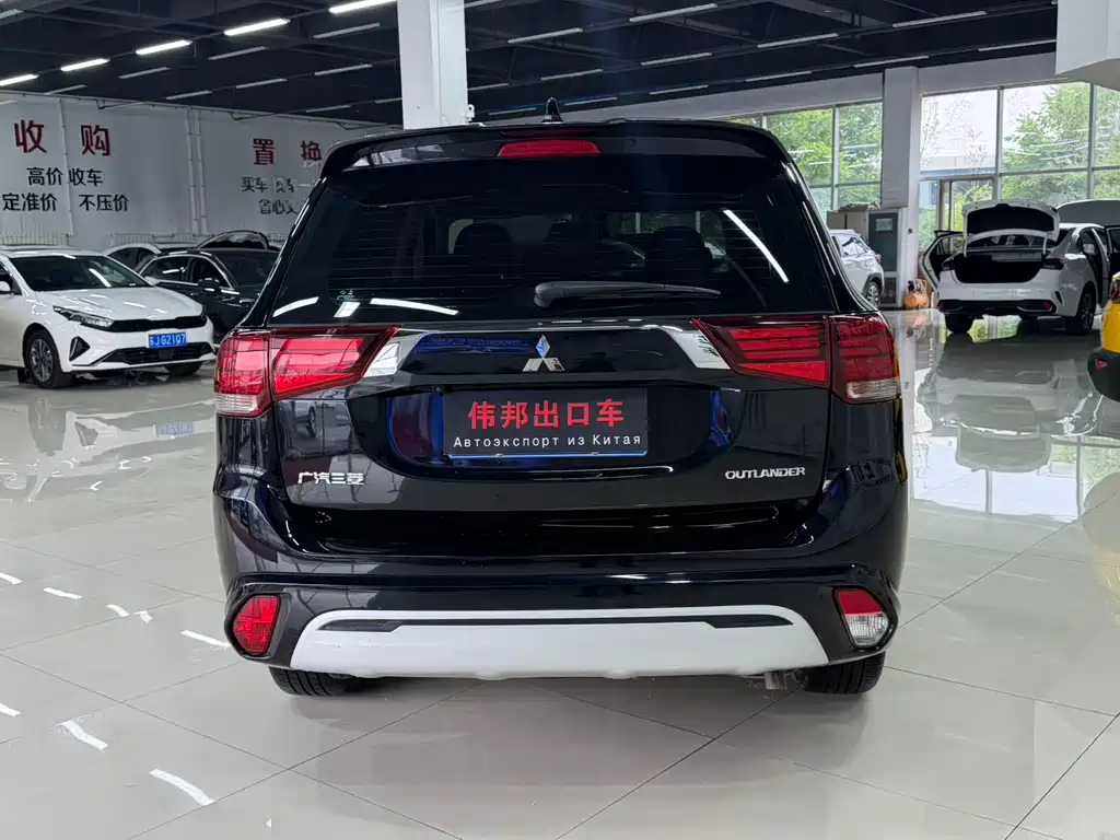 Mitsubishi Outlander — миниатюра 5