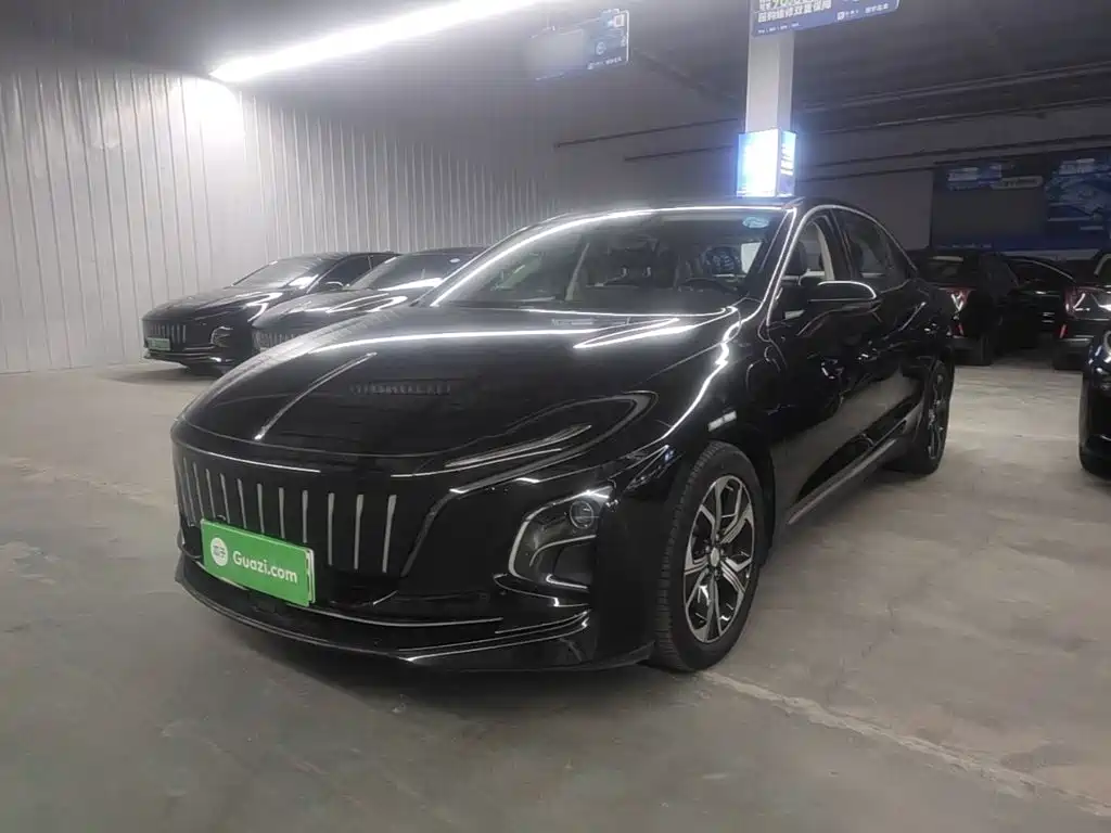 Hongqi Hongqi E-QM5 — миниатюра 2