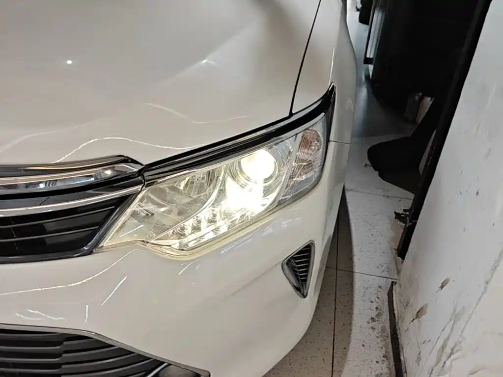 Toyota Camry — миниатюра 24