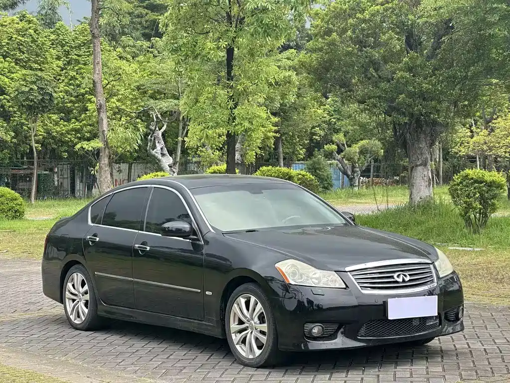 Infiniti M — миниатюра 3