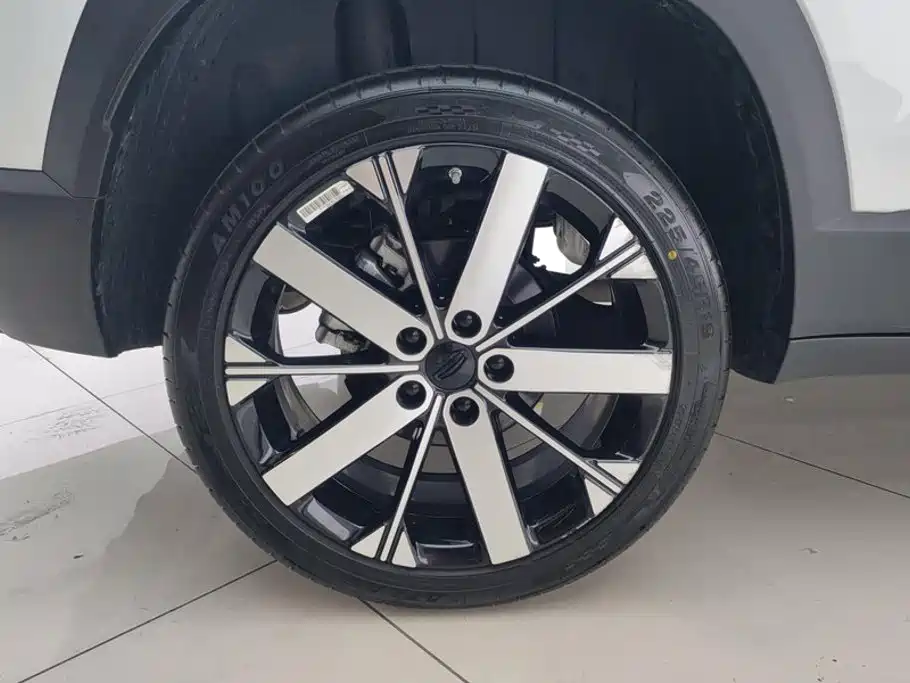 Geely Icon — миниатюра 6