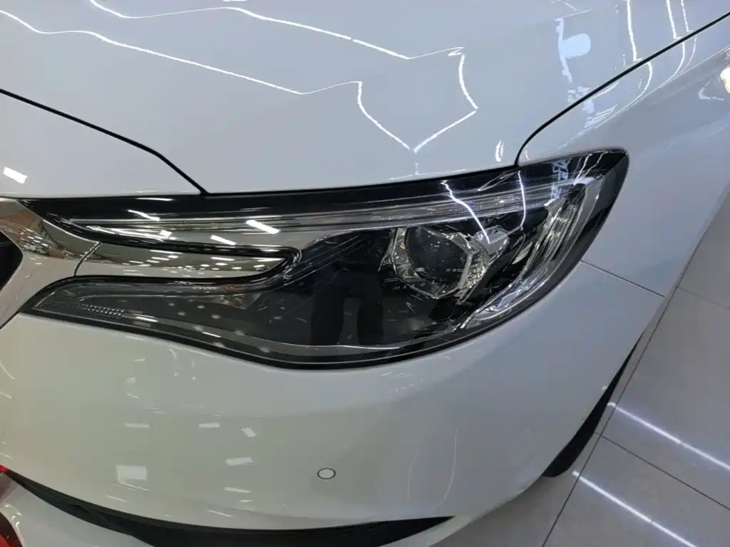 Buick Excelle — миниатюра 24