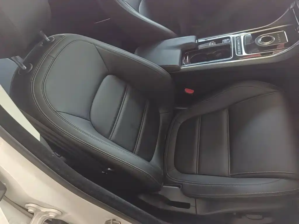 Jaguar XEL — миниатюра 25