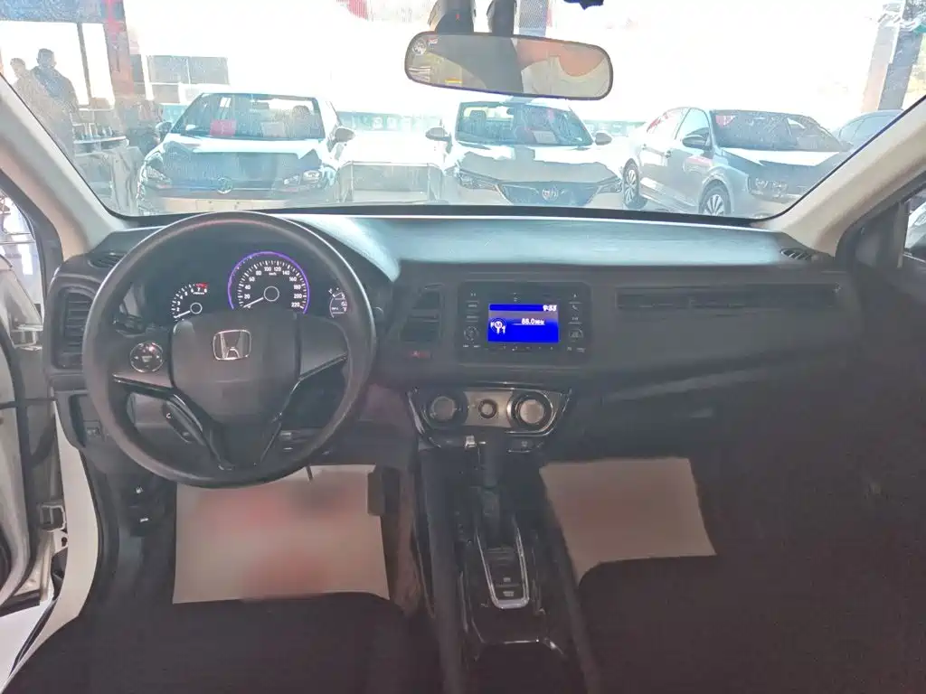 Honda Vezel — миниатюра 10