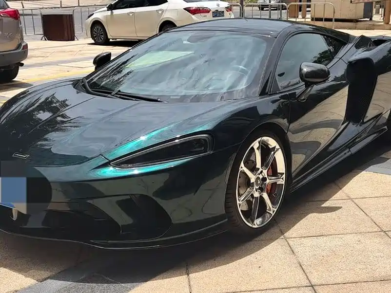 McLaren GT 2021