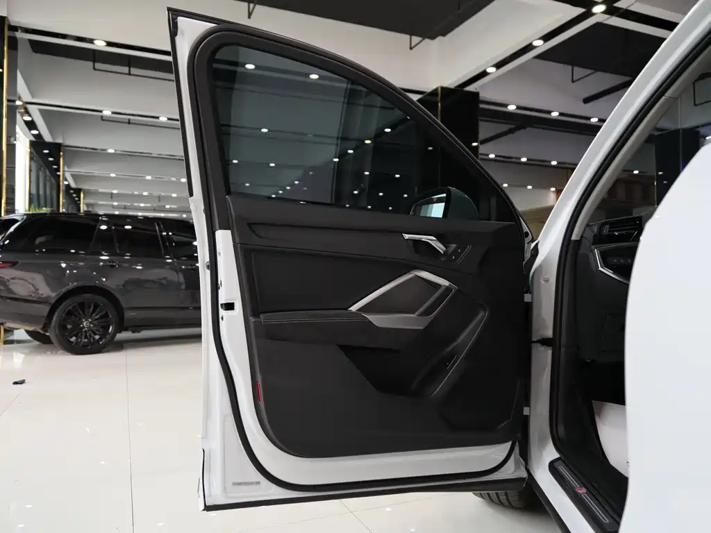 Audi Q3 2022 35 TFSI Fashion