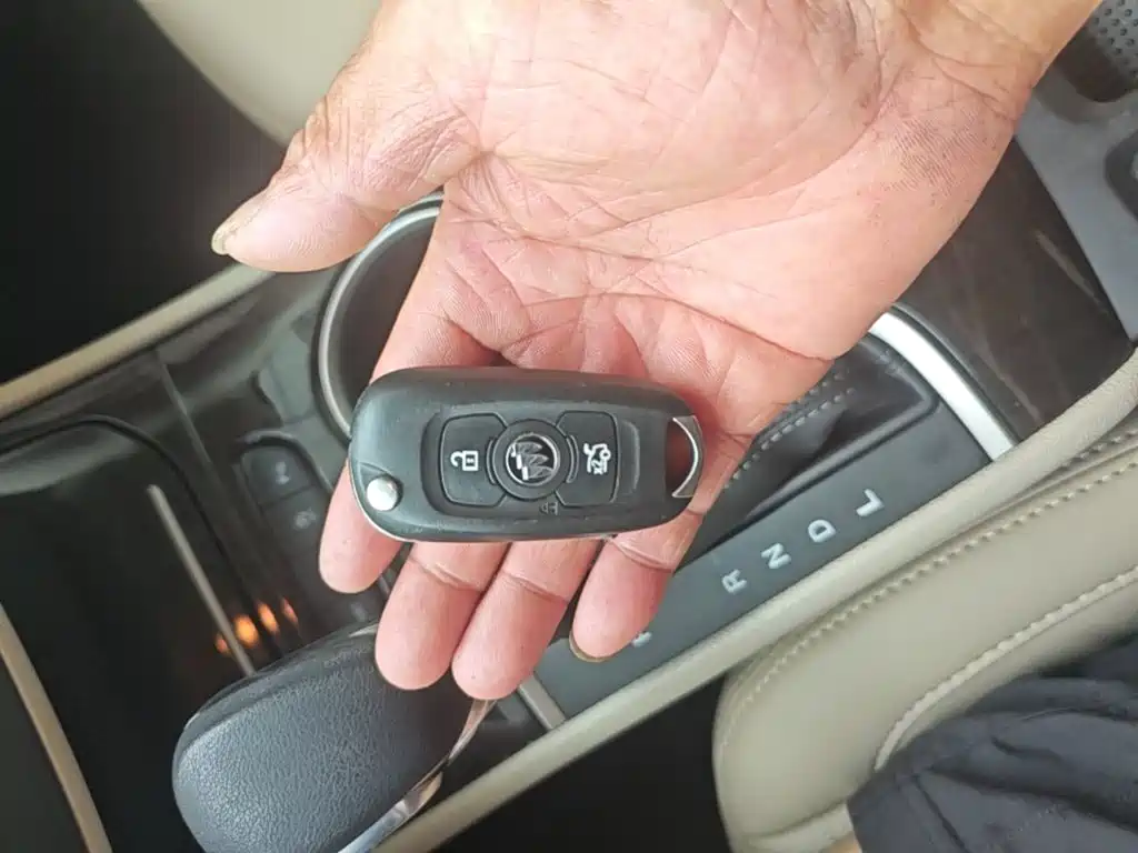 Buick Verano — миниатюра 9