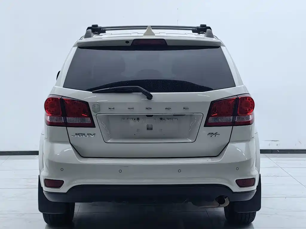 Dodge Journey — миниатюра 13