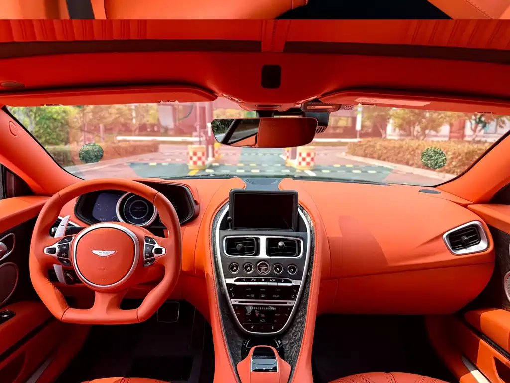 Aston Martin DB11 2022 4.0T V8 Coupe