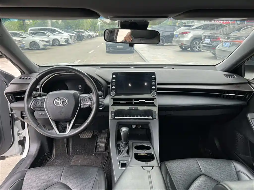 Toyota Avalon — миниатюра 7