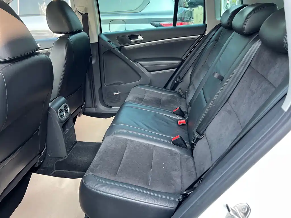 Volkswagen Tiguan — миниатюра 8