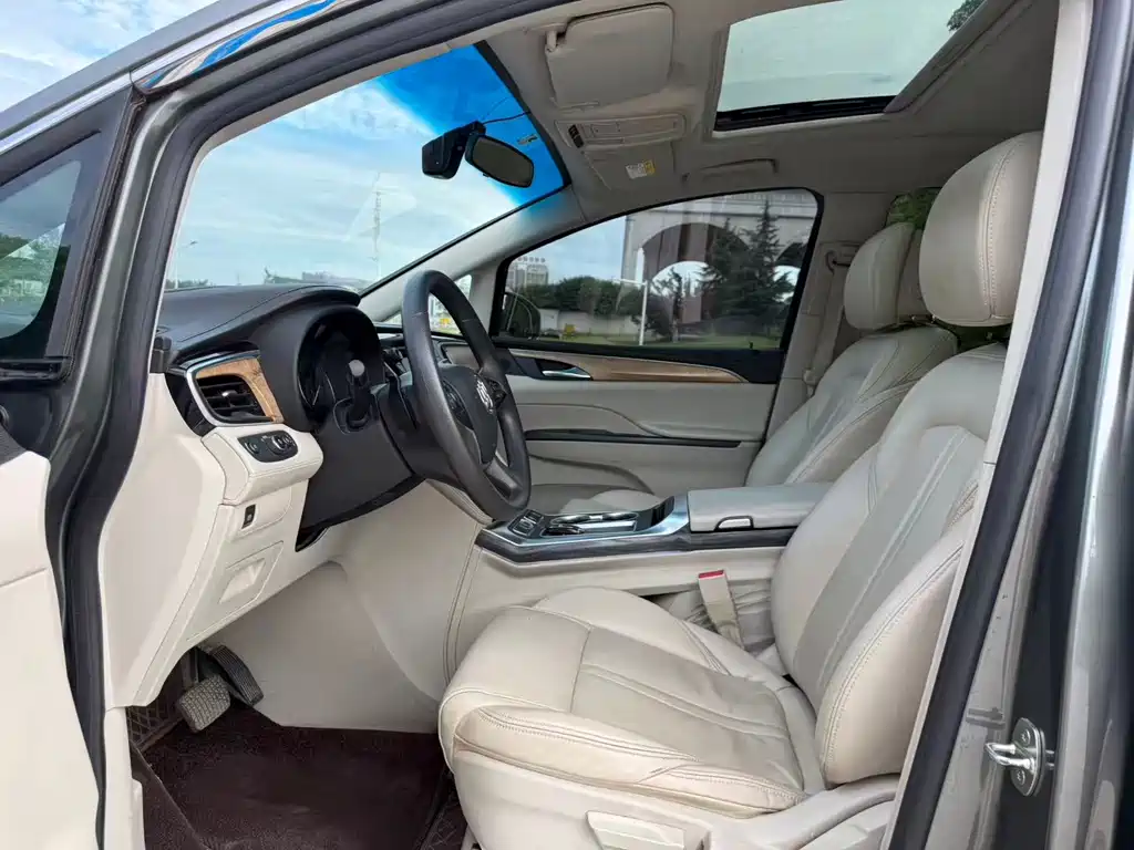 Buick GL8 — миниатюра 4