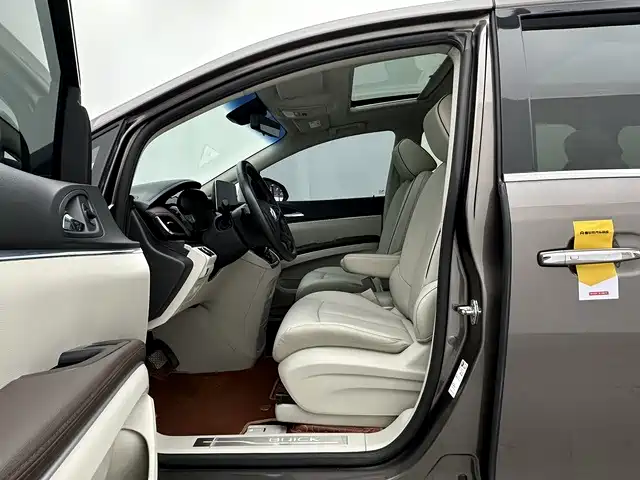 Buick GL8 — миниатюра 12