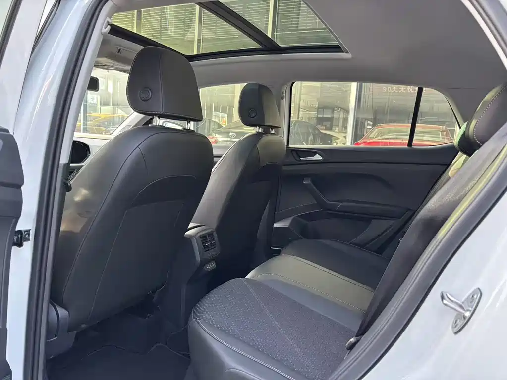 VOLKSWAGEN EXPLORING THE SHADOW