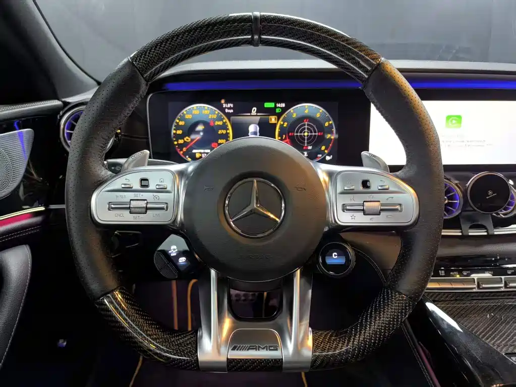 Mercedes-Benz AMG GT — миниатюра 9