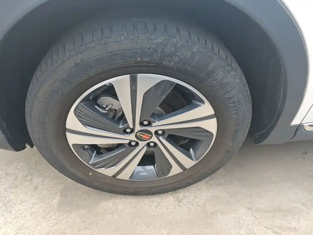 Hongqi Hongqi HS5 — миниатюра 23