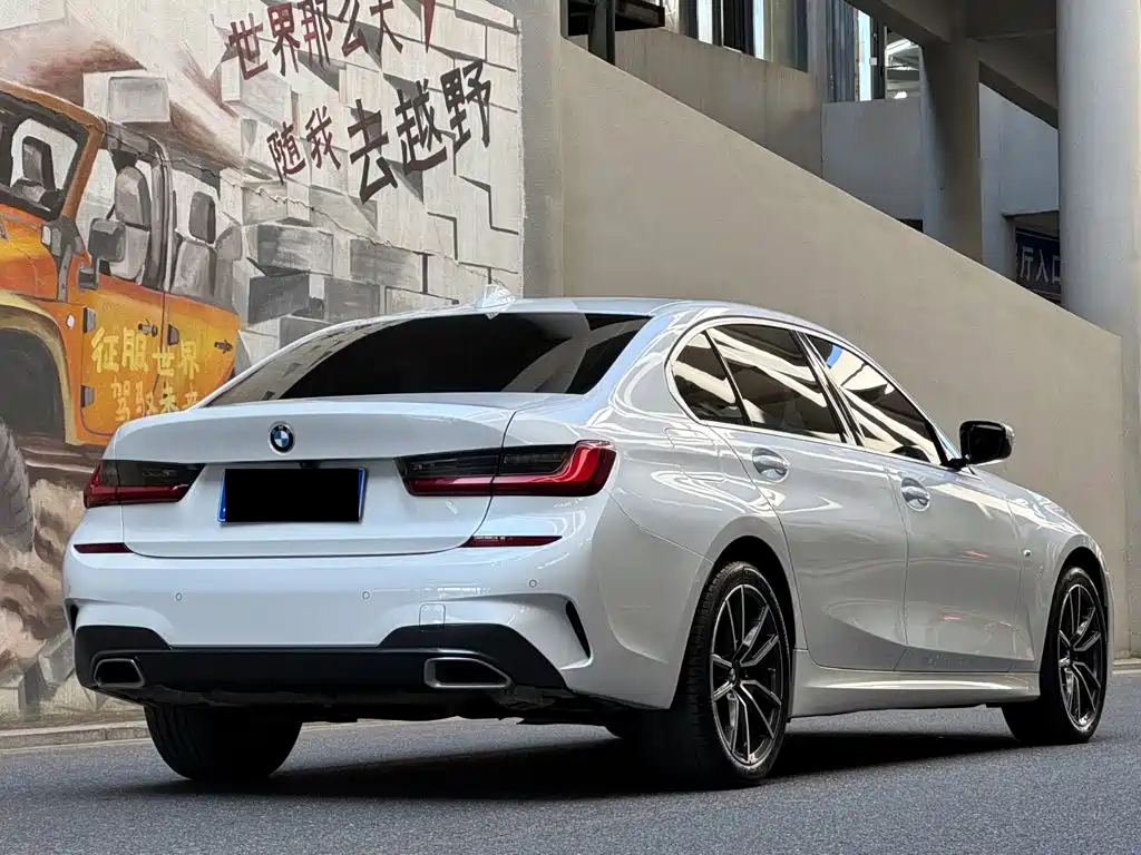 BMW 3 Series — миниатюра 5