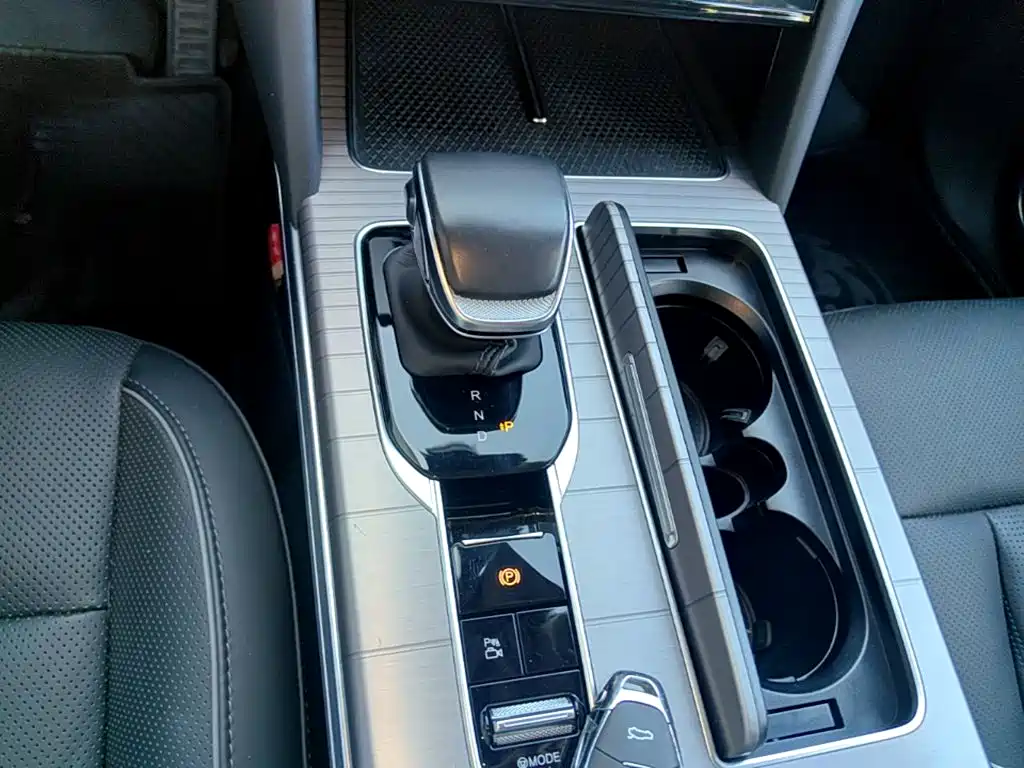 Hongqi Hongqi HS7 PHEV — миниатюра 14