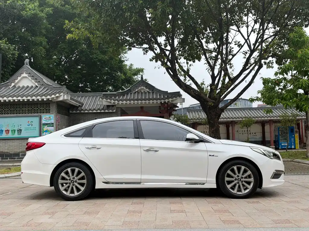 Hyundai Sonata — миниатюра 4