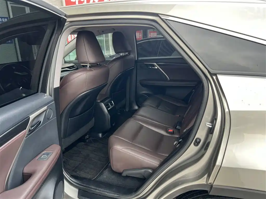 Lexus RX — миниатюра 6
