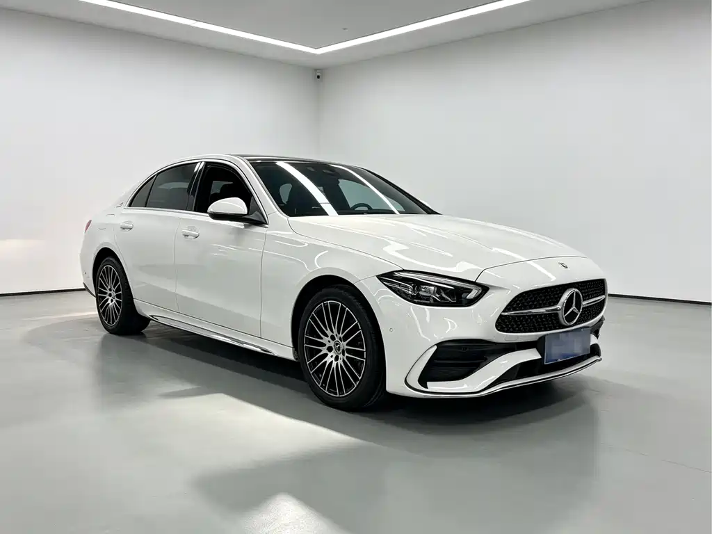 Mercedes-Benz C-Class — миниатюра 3