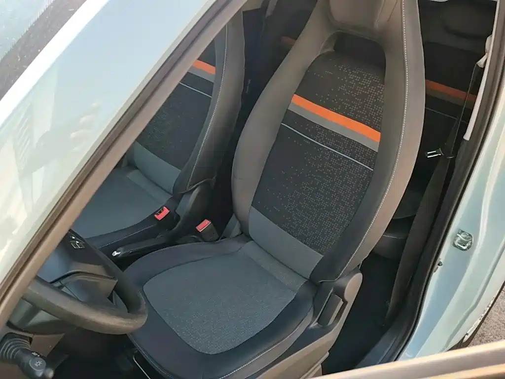Wuling MINIEV — миниатюра 15