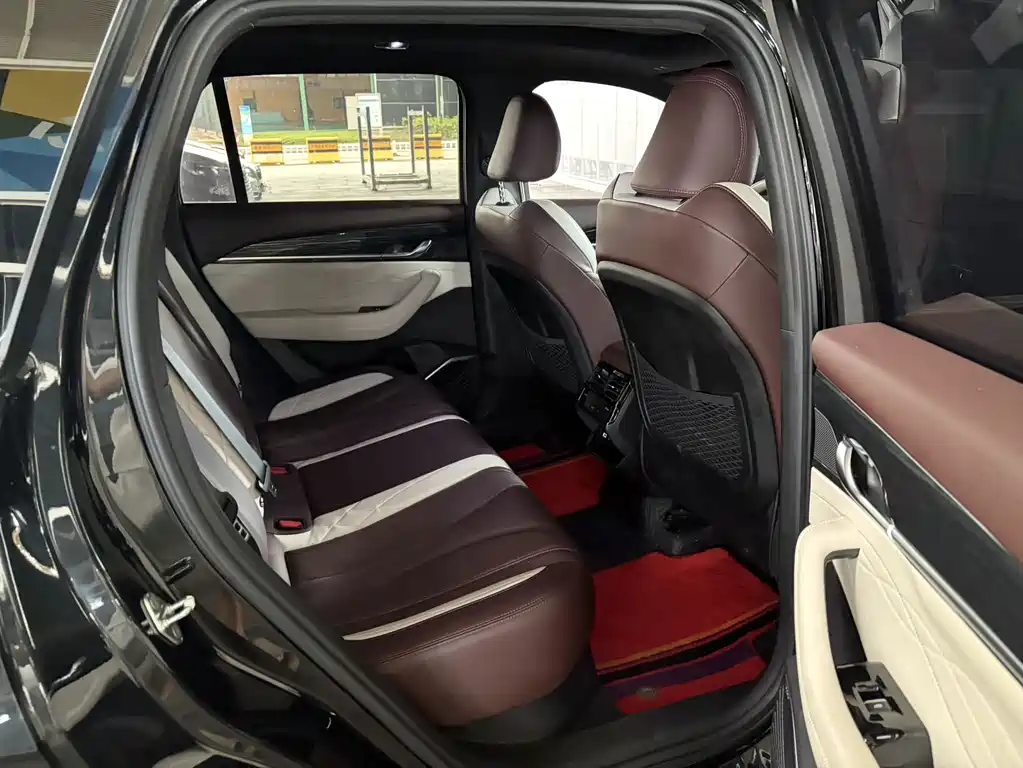 Geely Xingyue L — миниатюра 12
