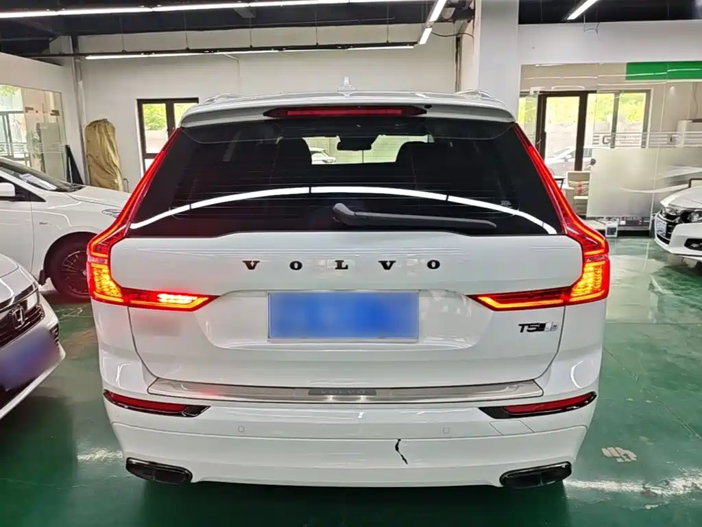 Volvo XC60 — миниатюра 6