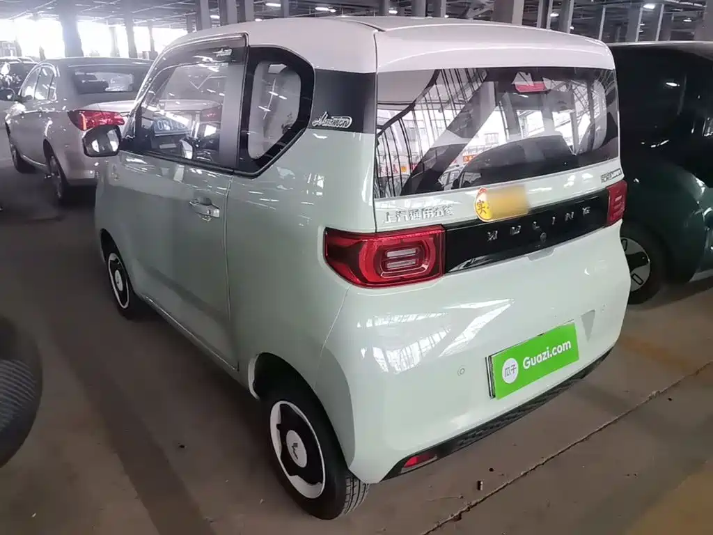 Wuling MINIEV — миниатюра 5