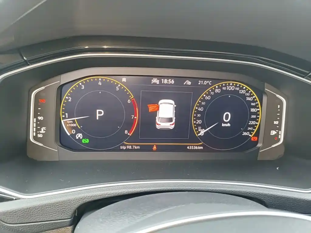 Volkswagen T-Roc — миниатюра 12