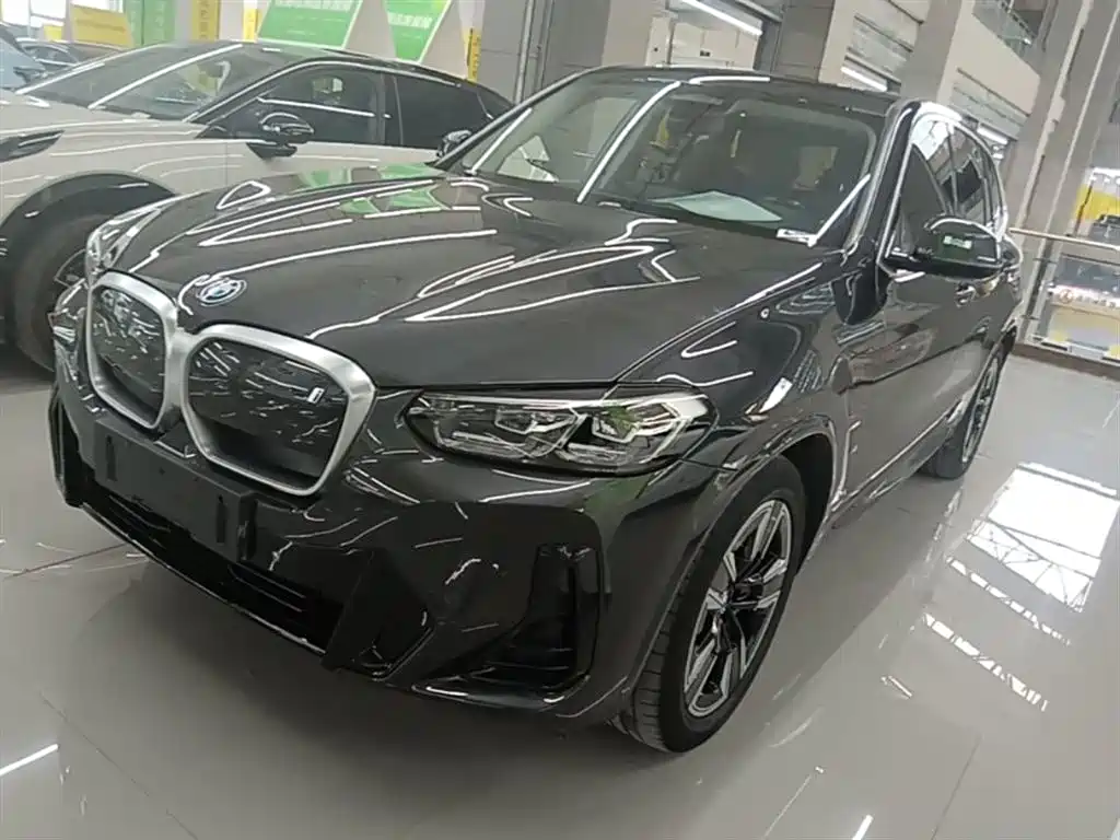BMW iX3 2022 Lead