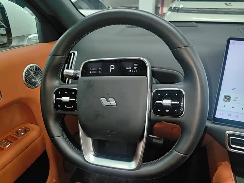 Li Auto Li L8 — миниатюра 11