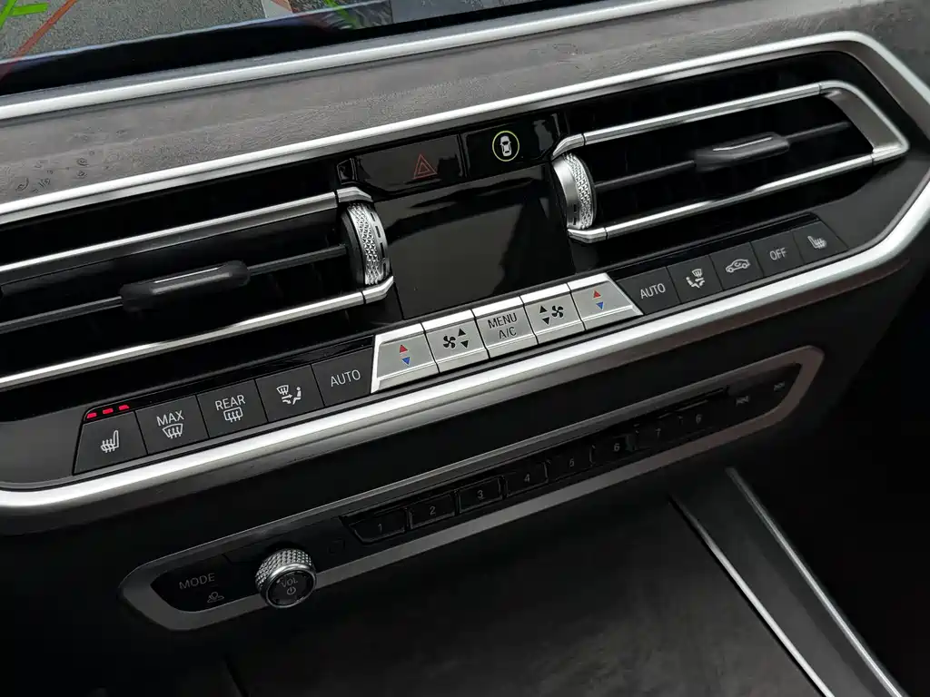 BMW X5 2020 xDrive40i M Sport