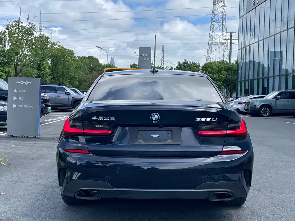 BMW 3 Series — миниатюра 19