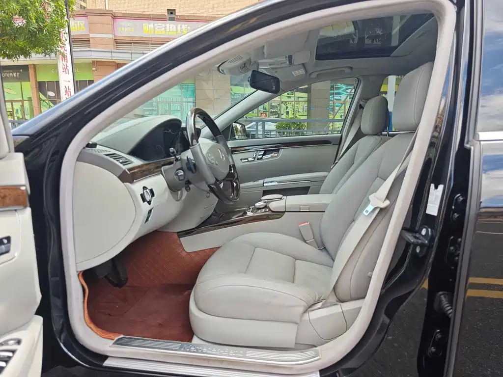 Mercedes-Benz S-Class — миниатюра 8