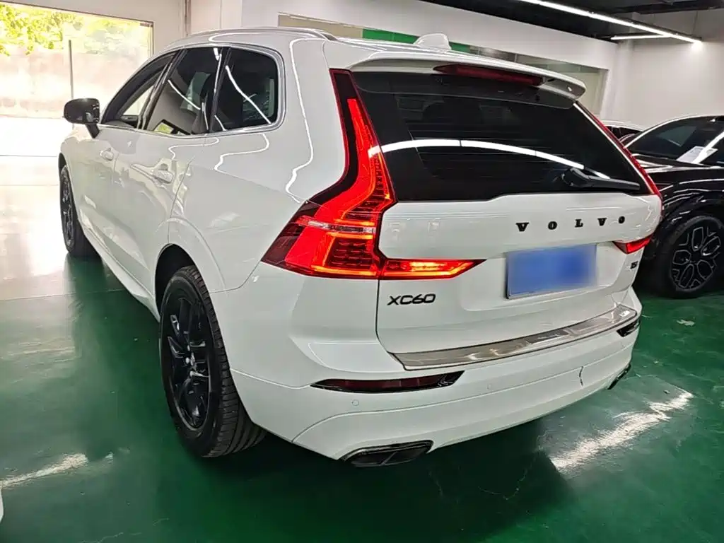 Volvo XC60 — миниатюра 5