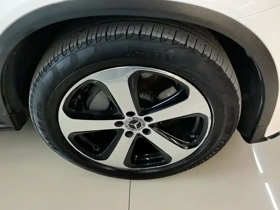 Mercedes-Benz GLC — миниатюра 6