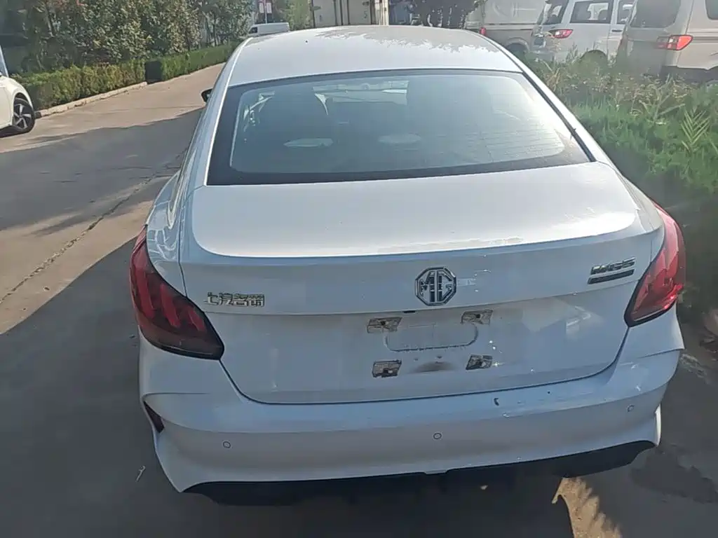MG MG5 — миниатюра 6