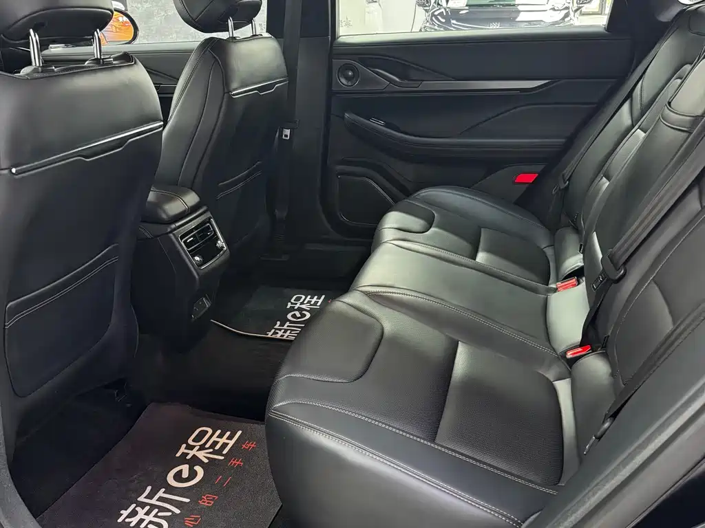 Lincoln Z — миниатюра 8