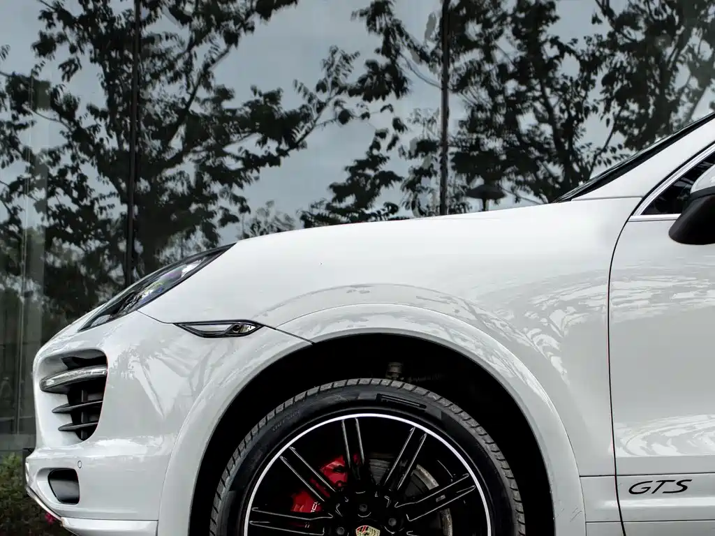 Porsche Cayenne 2014 Cayenne GTS 4.8L