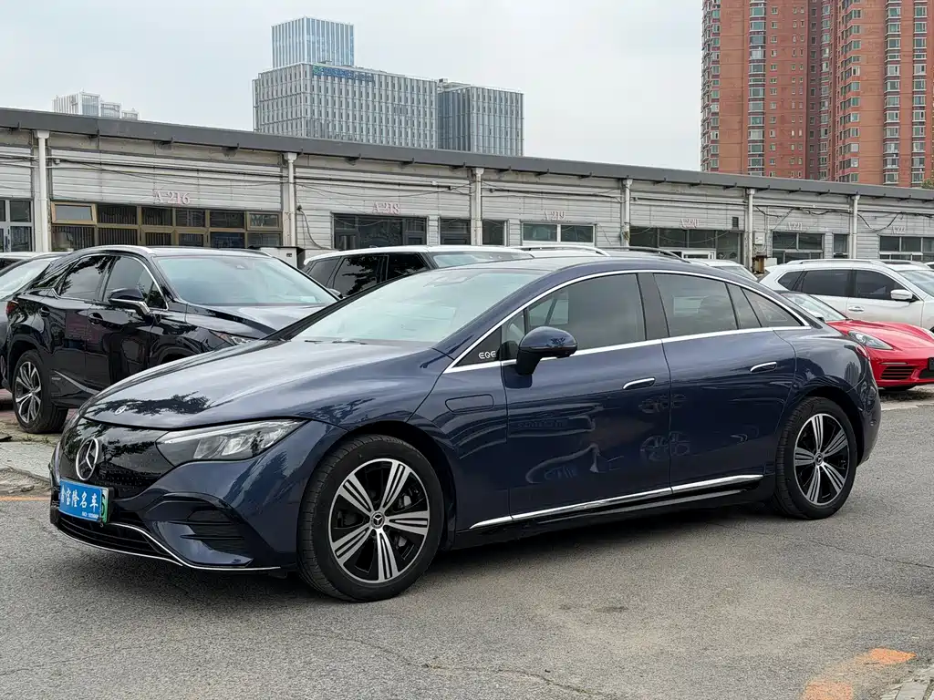 Mercedes-Benz EQE 2024