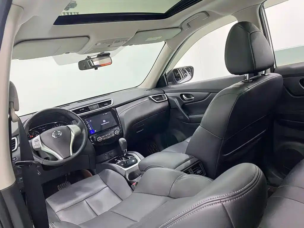 Nissan X-Trail — миниатюра 6