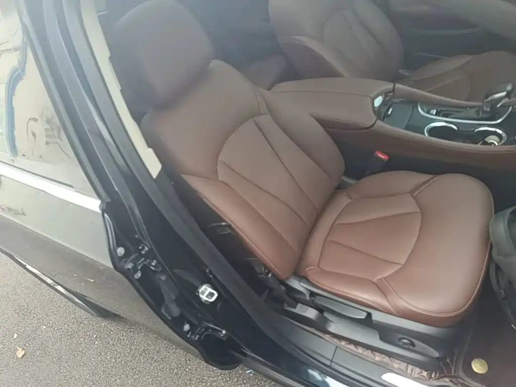 Buick Envision Plus — миниатюра 25