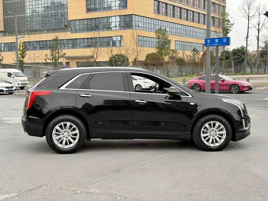 Cadillac XT5 — миниатюра 11