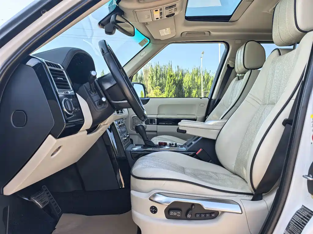 Land Rover Range Rover — миниатюра 10
