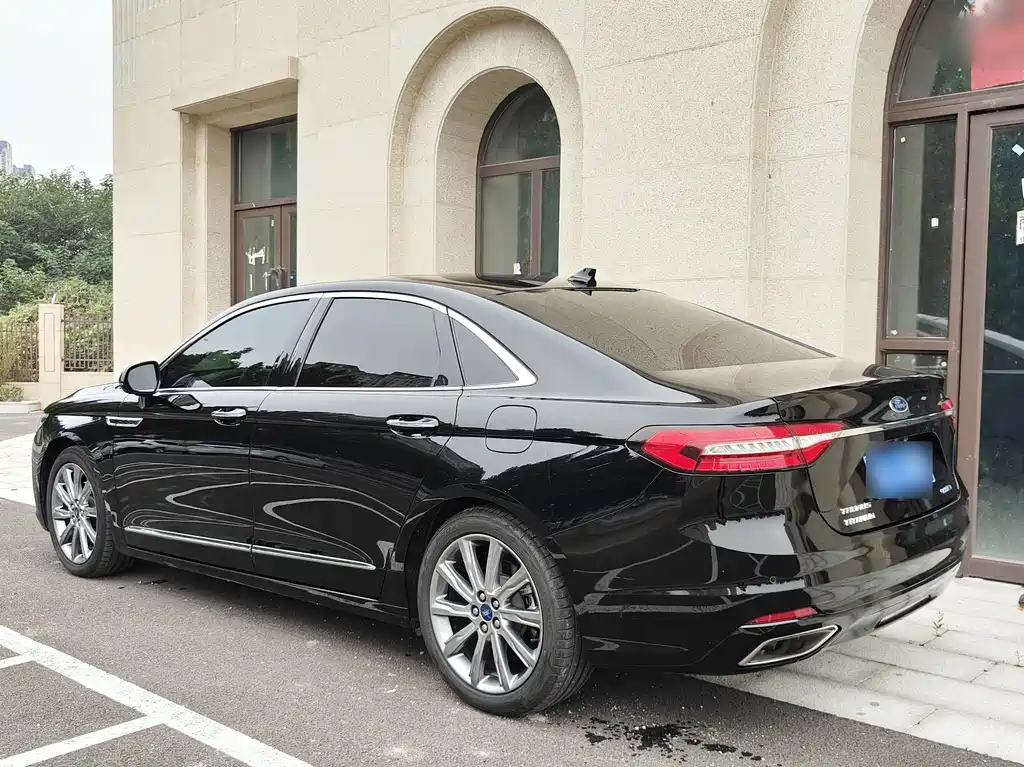 Ford Taurus — миниатюра 17