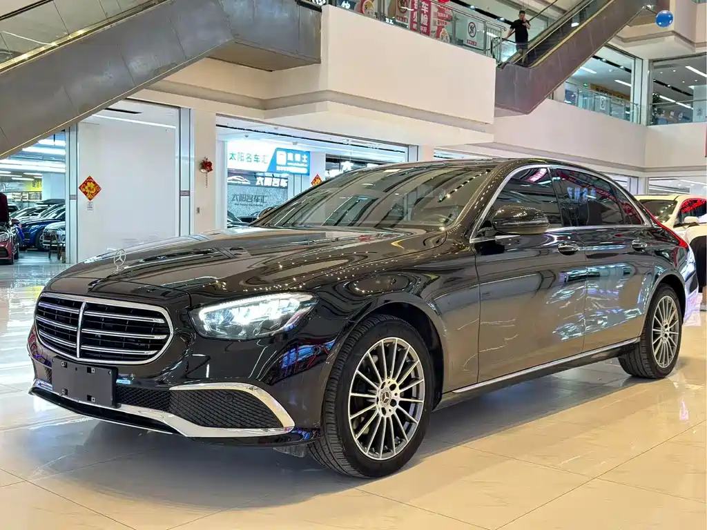 Mercedes-Benz E-Class 2023